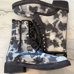 NWOT Vintage Foundry Co Monaris Boots